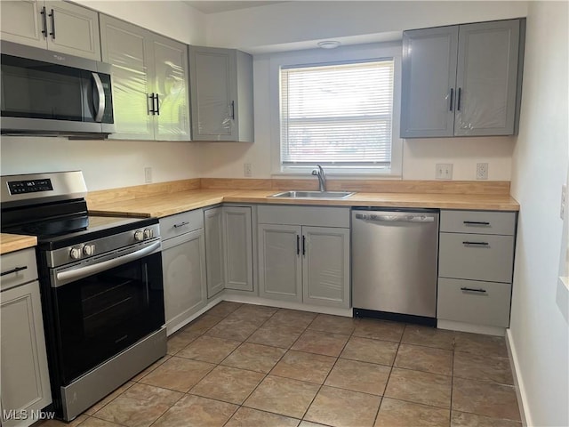709 Dan St, Akron, OH 44310 - photo 4