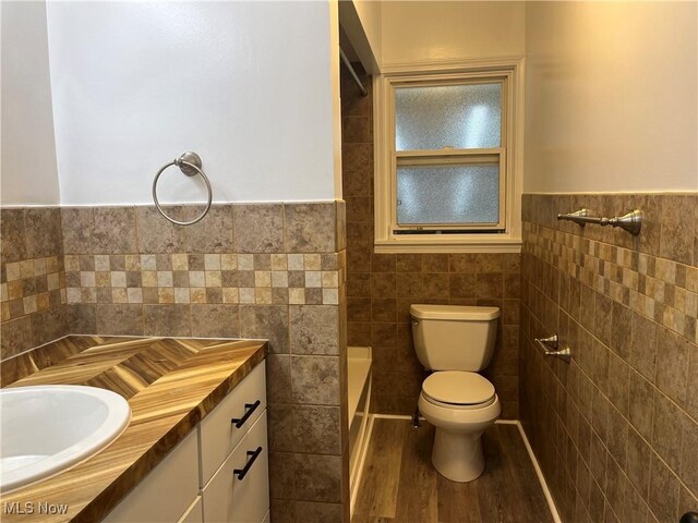 709 Dan St, Akron, OH 44310 - photo 9