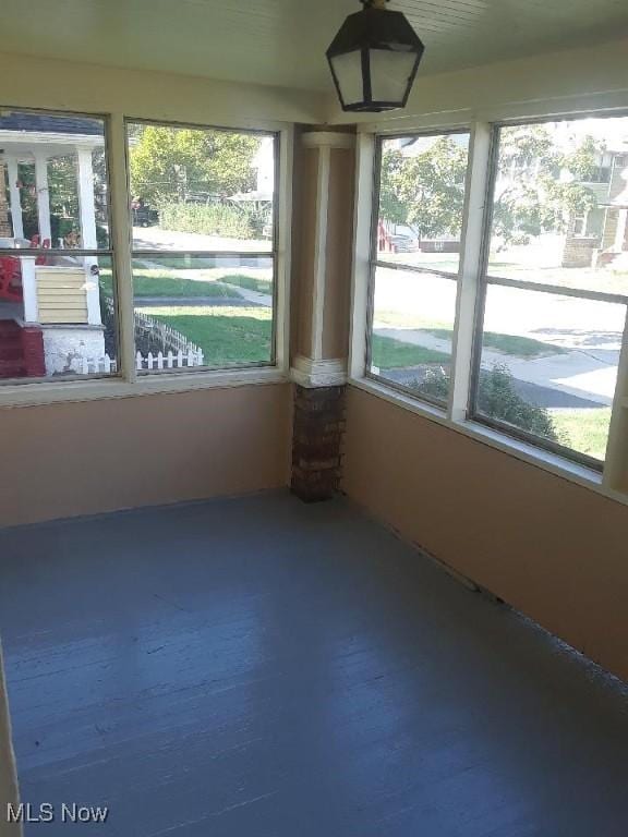 1724 Cliffview Rd, Cleveland, OH 44112 - photo 4