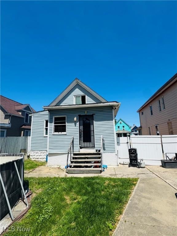 4301 Hodgson Ave, Cleveland, OH 44109 - photo 3