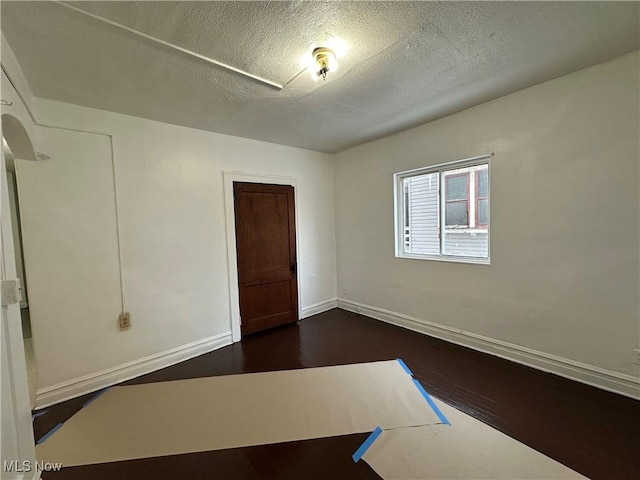 740 Fern St, Akron, OH 44307 - photo 9