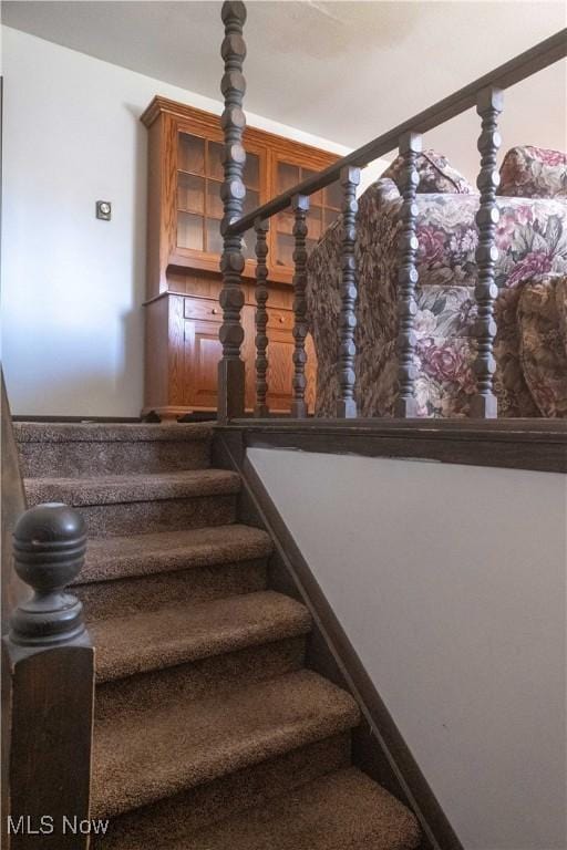175 Alexander Dr, Elyria, OH 44035 - photo 5
