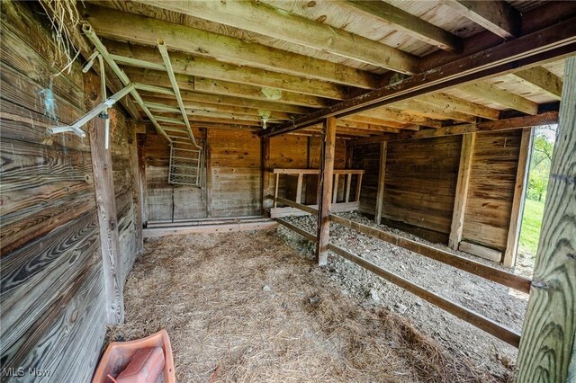 3153 SW Boltz Orchard Rd, Sugarcreek, OH 44681 - view of horse barn