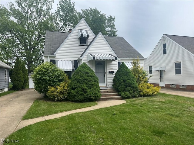 1397 Sunset Rd, Mayfield Heights, OH 44124 - bungalow-style house with a front lawn, a shingled roof, and entry steps