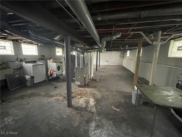 3571 E 108th St, Cleveland, OH 44105 - photo 23