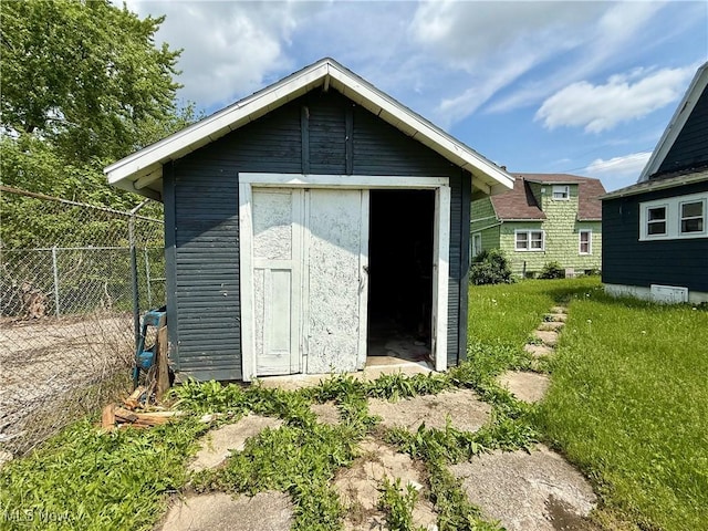 727 N Baxter St, Lima, OH 45801 - view of shed