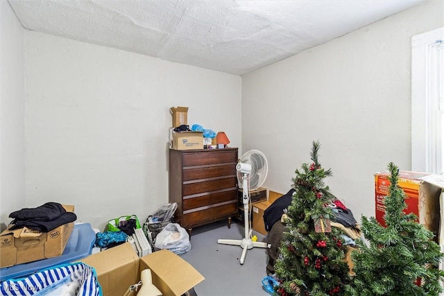 4202 Walter Ave, Parma, OH 44134 - interior space featuring concrete floors