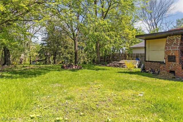 4202 Walter Ave, Parma, OH 44134 - view of grassy yard