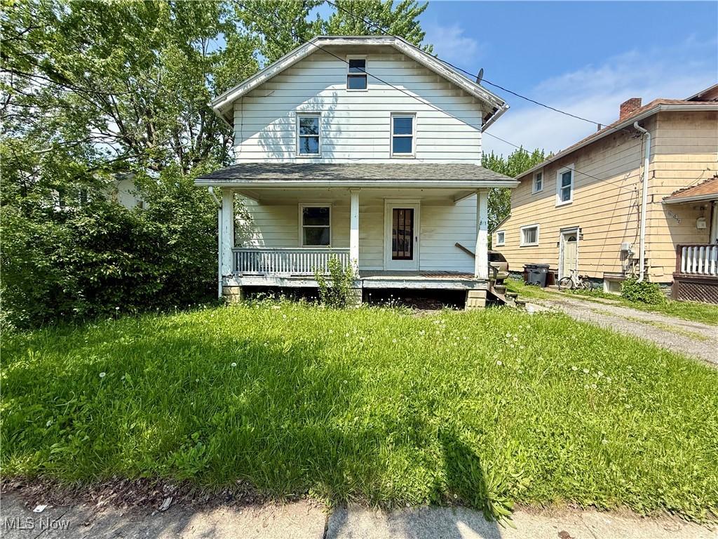 841 N Baxter St, Lima, OH 45801 - view of front of home featuring a porch