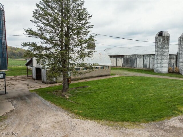 Bair Rd NW, Dover, OH 44622