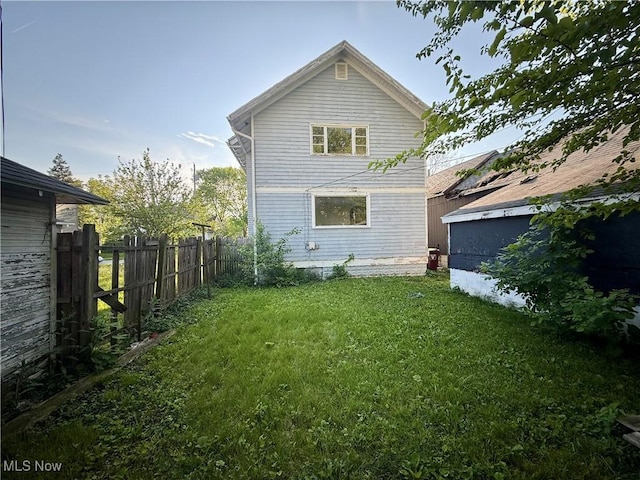 716 N Charles St, Lima, OH 45805 - view of rear view of house