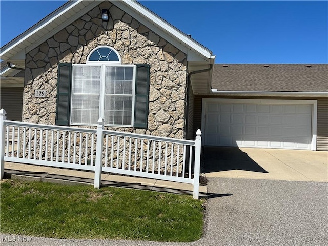 2447 Wetherington Ln Unit 129, Wooster, OH 44691 - photo 2