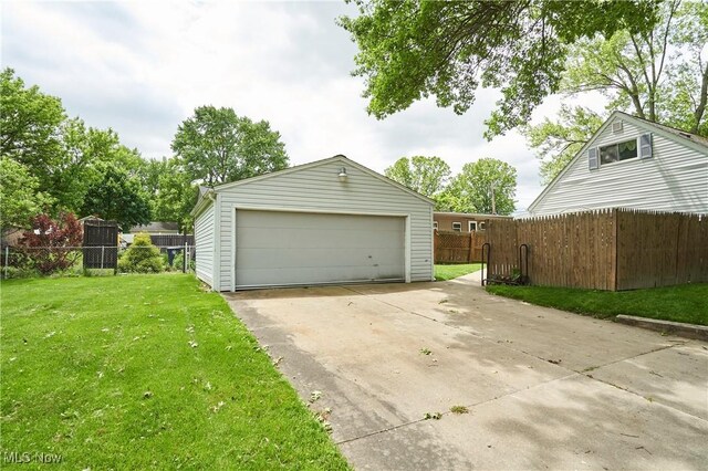 1658 Bronson Rd, Akron, OH 44305 - view of detached garage