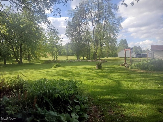 2775 Sr 9, Salem, OH 44460 - view of grassy yard