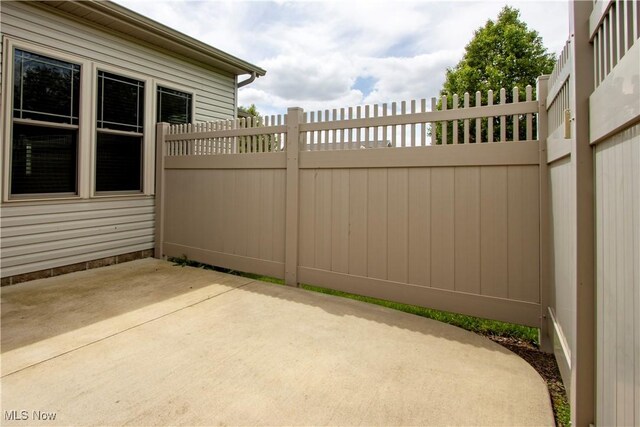 1131 Fairfield Dr, Wooster, OH 44691 - photo 6