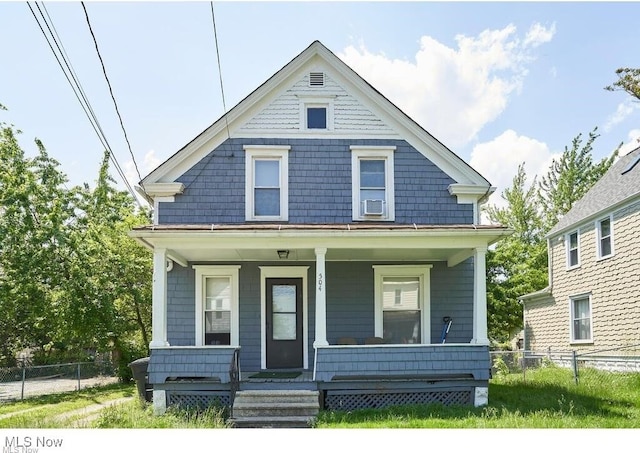 504 Sumner St, Akron, OH 44304 - photo 1