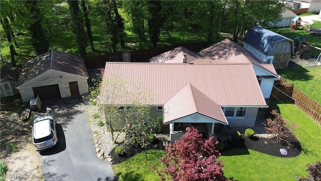 238 E Main St, New London, OH 44851 - aerial view of property and surrounding area