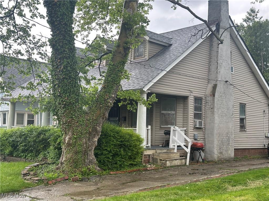1767 Avalon Rd, Cleveland, OH 44112 - photo 4