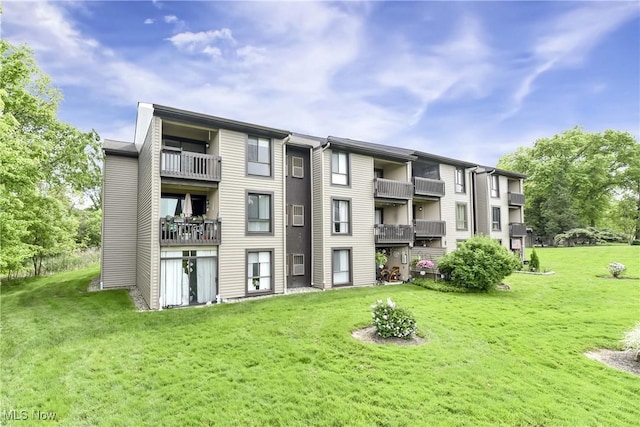 1145 Canyon View Rd Unit 206, Sagamore Hills, OH 44067 - view of building exterior