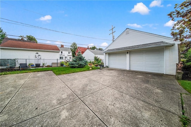 131 E 206th St, Euclid, OH 44123 - view of detached garage