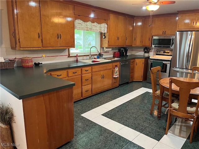 207 Lindsey Ave, Marietta, OH 45750 - photo 10