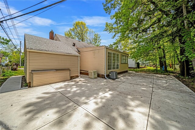 2010 Revere Rd, Cleveland Heights, OH 44118 - photo 24