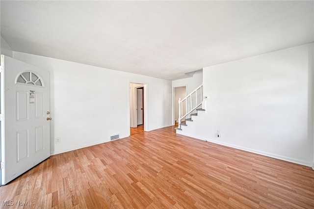 2010 Revere Rd, Cleveland Heights, OH 44118 - photo 4
