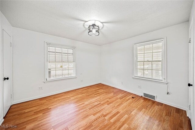 2010 Revere Rd, Cleveland Heights, OH 44118 - photo 10