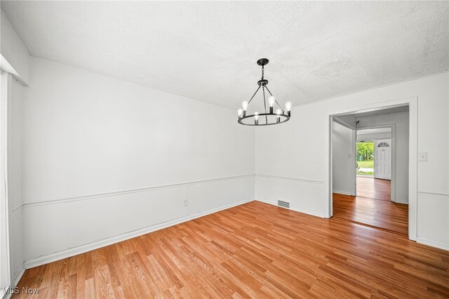 2010 Revere Rd, Cleveland Heights, OH 44118 - photo 15
