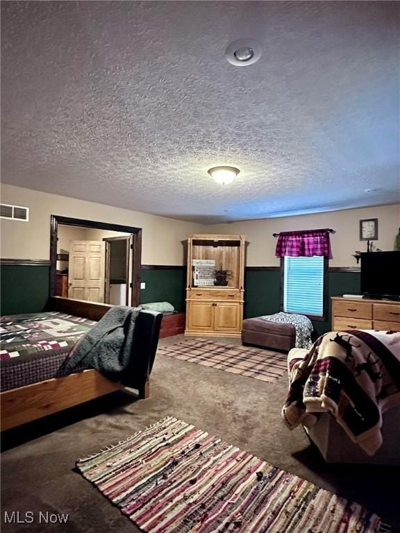 10664 W Little Kanawha Hwy, Mount Zion, WV 26151 - carpeted bedroom featuring a textured ceiling