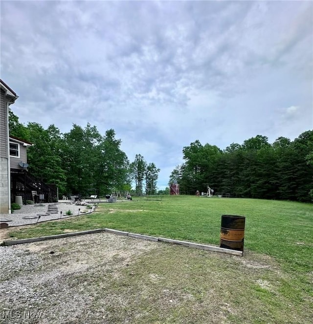 10664 W Little Kanawha Hwy, Mount Zion, WV 26151 - view of green lawn