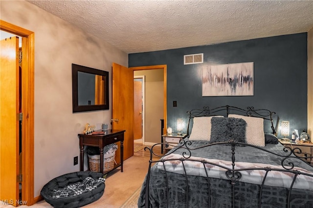 2993 Harris Hwy, Washington, WV 26181 - carpeted bedroom featuring a textured ceiling
