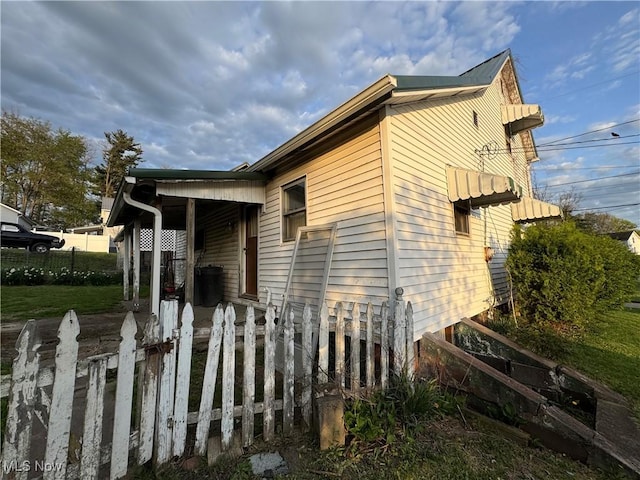 202 E Spring St, Bethesda, OH 43719 - view of property exterior