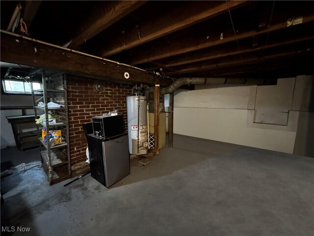 14014 Sylvia Ave, Cleveland, OH 44110 - basement featuring gas water heater