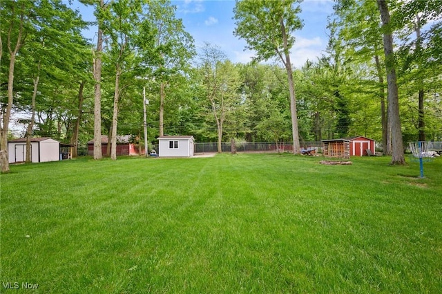 27539 Linwood Cir, North Olmsted, OH 44070 - view of yard