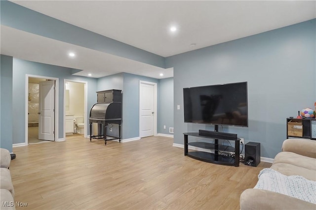 2562 Gianni Way, Richfield, OH 44286 - living room with light wood-type flooring, baseboards, and recessed lighting