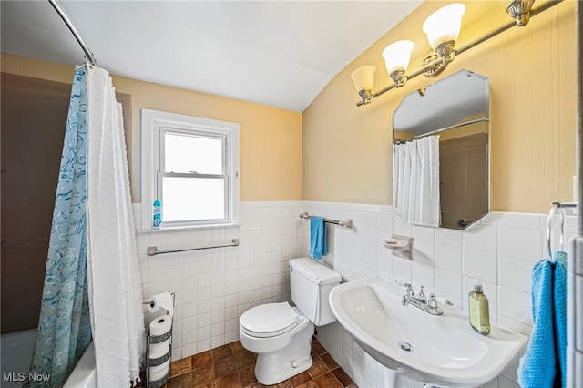 2039 S Green Rd, South Euclid, OH 44121 - full bath with toilet, tile walls, shower / bath combination with curtain, a sink, and a wainscoted wall