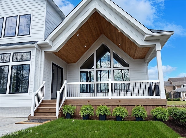 275 Glengarry Dr, Aurora, OH 44202 - view of property exterior with a porch