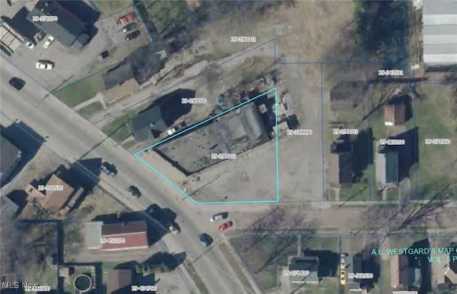 806 Parkman Rd NW, Warren, OH 44485