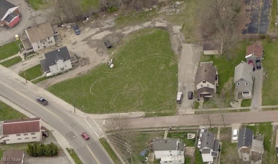 806 Parkman Rd NW, Warren, OH 44485