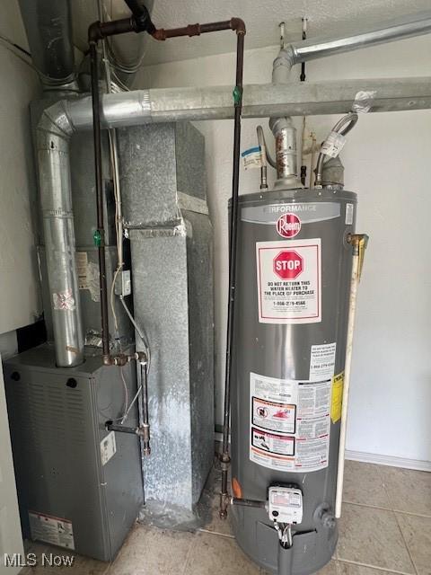23855 Banbury Cir, Warrensville Heights, OH 44128 - utility room with water heater