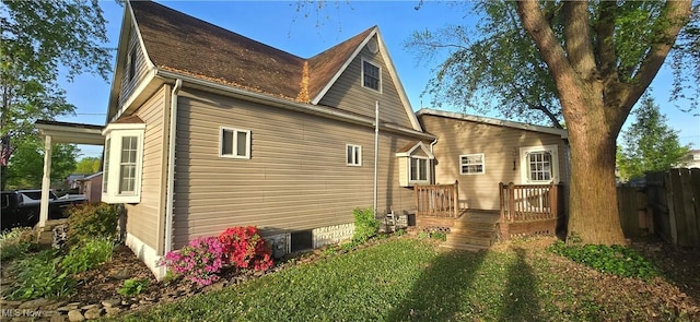4604 7th Ave, Vienna, WV 26105 - back of house featuring a deck