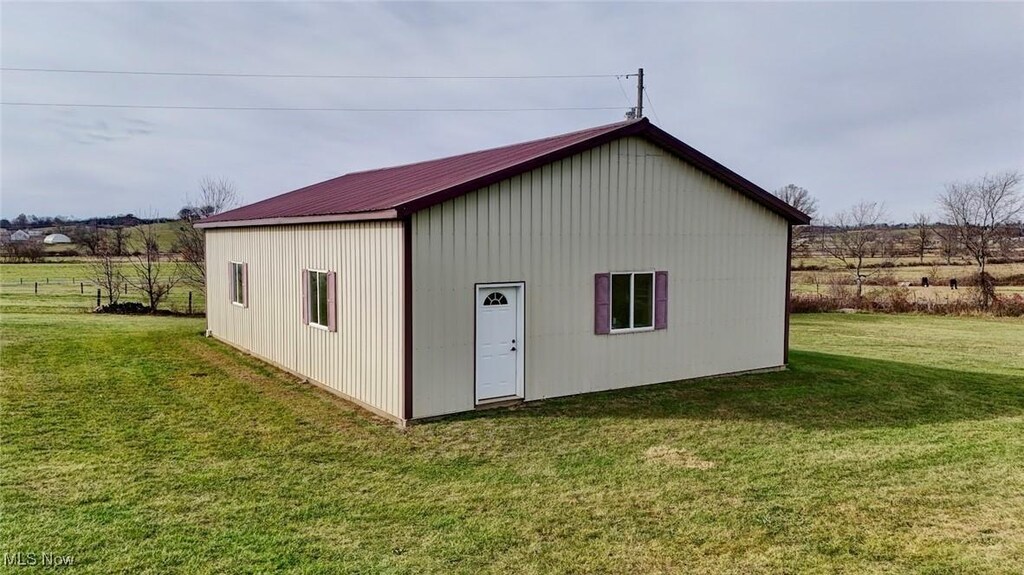 Yoder Rd SW, Sugarcreek, OH 44681