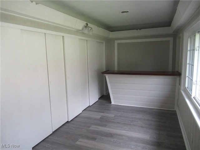 6453 Poplar Dr, Independence, OH 44131 - interior space featuring a closet and wood finished floors