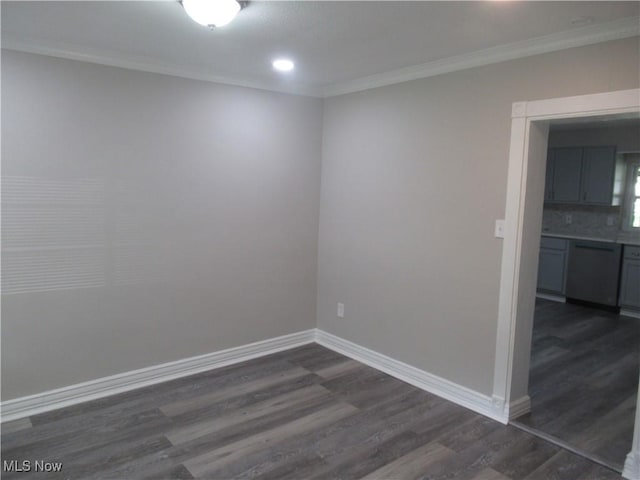 6453 Poplar Dr, Independence, OH 44131 - unfurnished room featuring dark wood finished floors, crown molding, baseboards, and recessed lighting