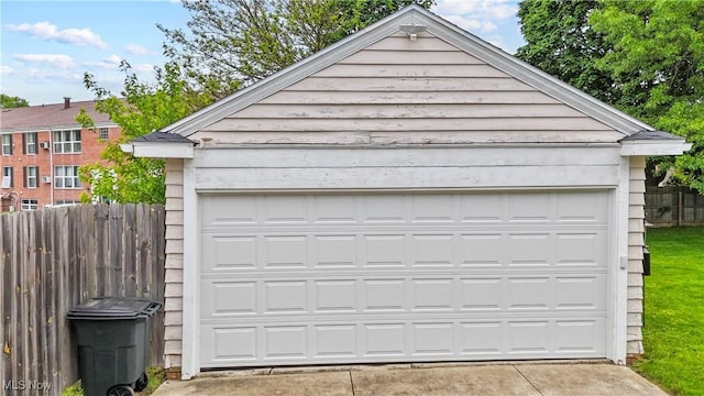 70 Samaritan Ave, Ashland, OH 44805 - view of detached garage