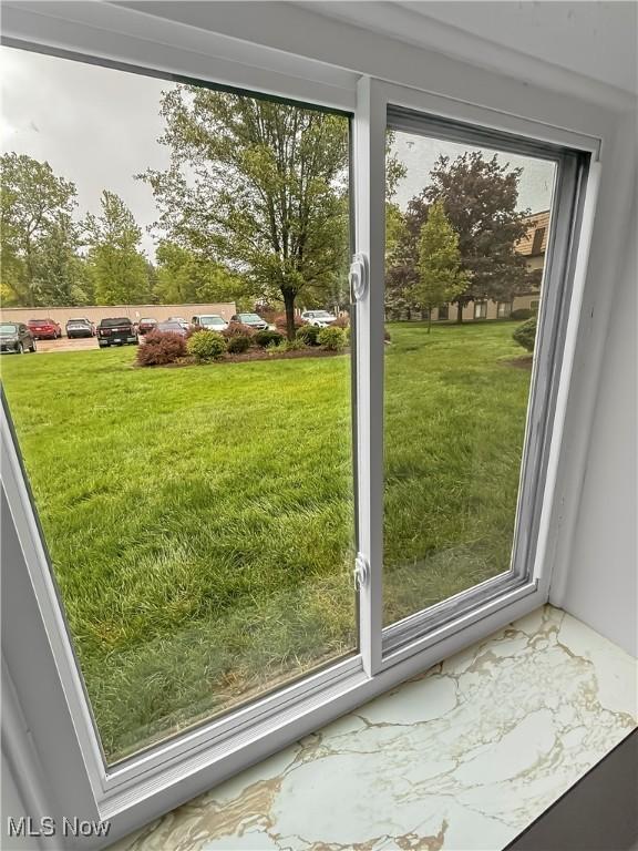 9530 Cove Dr Unit C-26, North Royalton, OH 44133 - view of doorway to outside