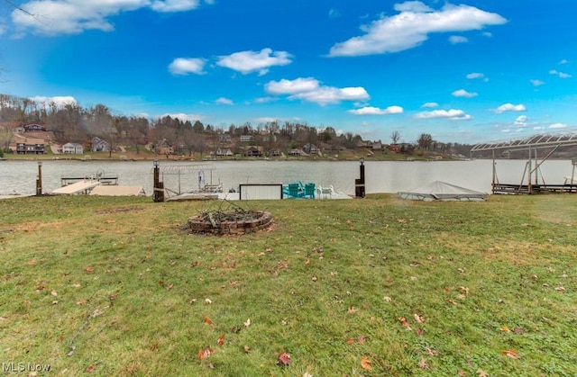 450 W Mohawk Dr, Malvern, OH 44644
