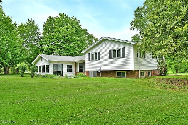 3763 E River Rd, Newton Falls, OH 44444