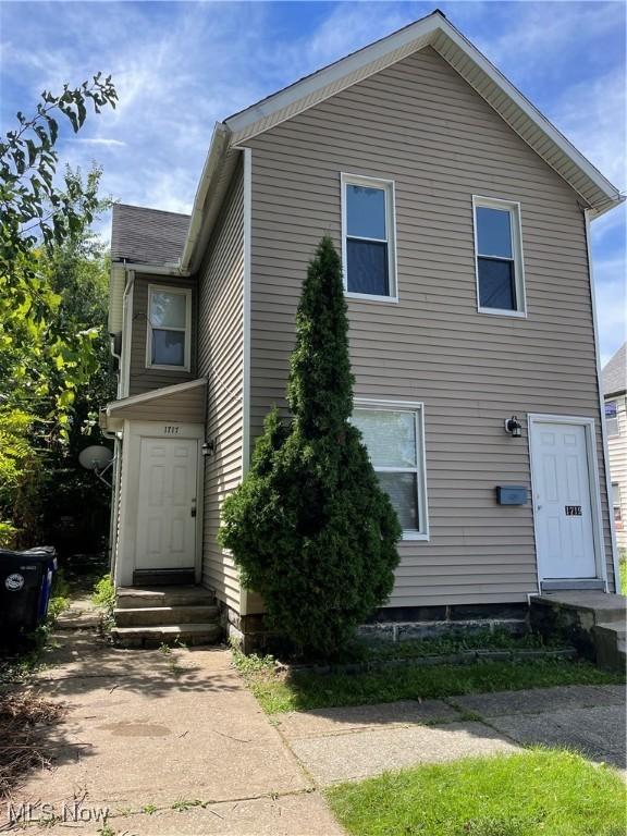 1717 Clark Ave, Cleveland, OH 44109 - traditional-style home with entry steps